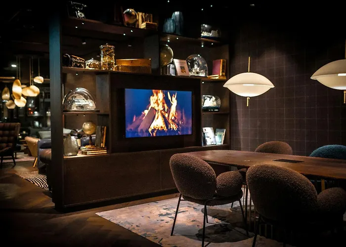 The Cloud One Hamburg-Kontorhaus Hotel